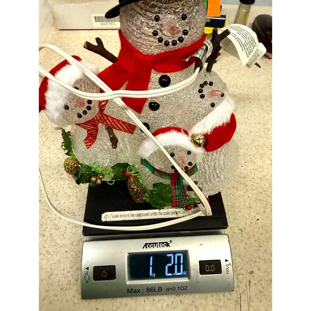 Vintage 1998 Galaxy Snowman Family Light Up Tabletop Christmas Decoration‎